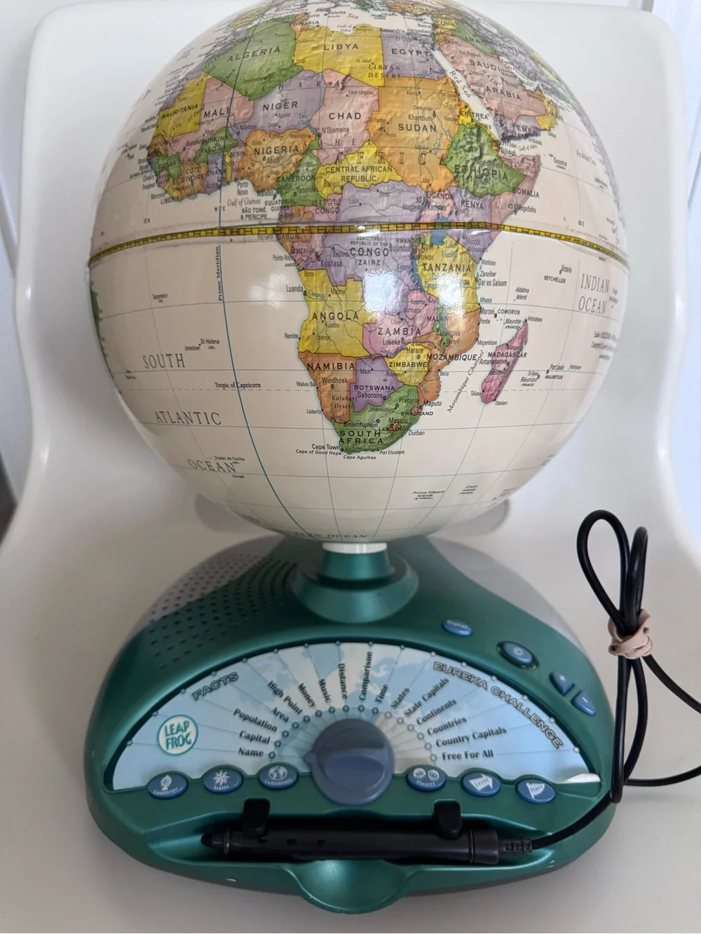 LeapFrog Interactive Talking Globe Eureka Challenge Tested Complete Homeschool